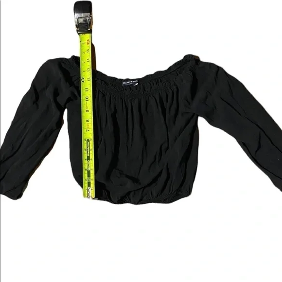 Brandy Melville Off Shoulder Black Crop Top Women's One Size 3/4 Sleeve - Picture 4 of 9